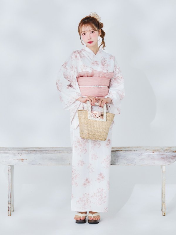 モデル：三上悠亜　身長159cm　着用サイズ：Fサイズ