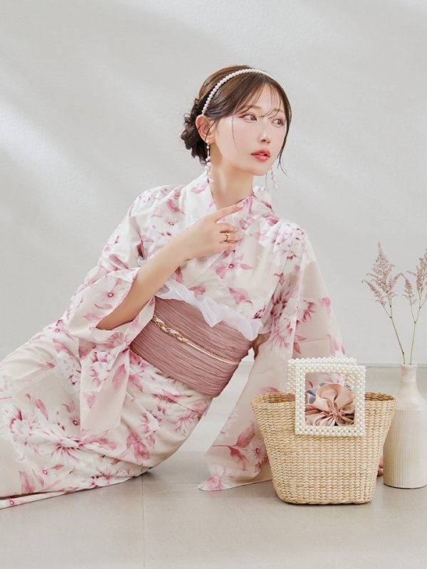 画像13: 1人で簡単に着られる！ワンピース浴衣セット ピンクフラワー柄【浴衣4点セット ワンピース/トップス/帯/下駄】OBI-siwa-200-kj-8-P / HIMO-900-yn-8-P / HEKO-800-sb-5-W / YA-1079-kj-7-W / GETA-01-kj-7-P/ [YMT] (13)