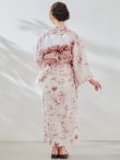 画像17: 1人で簡単に着られる！ワンピース浴衣セット ピンクフラワー柄【浴衣4点セット ワンピース/トップス/帯/下駄】OBI-siwa-200-kj-8-P / HIMO-900-yn-8-P / HEKO-800-sb-5-W / YA-1079-kj-7-W / GETA-01-kj-7-P/ [YMT] (17)