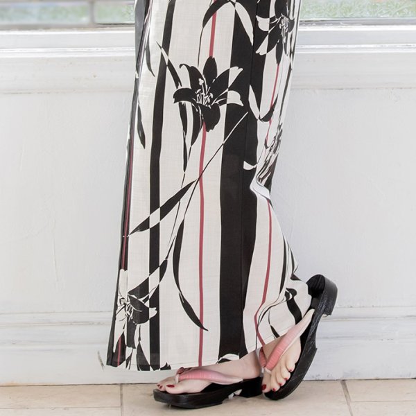 画像6: 【即日発送】【浴衣】ストライプ×百合の花模様浴衣セット【浴衣３点セット浴衣/帯/下駄】【YMT】 (6)