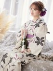 画像10: 【即日発送！】【浴衣】白地×百合柄浴衣 【浴衣３点セット 浴衣/帯/下駄】（OBI-hira-100-ok-7-PLMxW / HIMO-900-yn-1-B / HEKO-800-sb-3-BR / GETA-02-ok-6-PL ）[YMT] (10)
