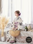 画像2: 【即日発送！】【浴衣】白地×百合柄浴衣 【浴衣３点セット 浴衣/帯/下駄】（OBI-hira-100-ok-7-PLMxW / HIMO-900-yn-1-B / HEKO-800-sb-3-BR / GETA-02-ok-6-PL ）[YMT] (2)