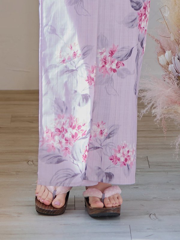 画像7: 【浴衣セール！】【即日発送】ピンクストライプ地x紫陽花浴衣  【浴衣３点セット 浴衣/帯/下駄】[YMT] (7)