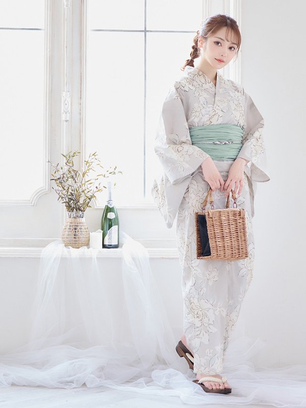 画像4: 【即日発送】グレー地にガーリー牡丹浴衣  【浴衣３点セット 浴衣/帯/下駄】[YMT] (4)