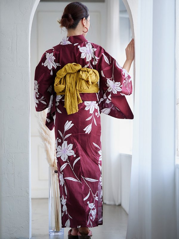 画像8: 【即日発送】【浴衣】エンジ×モダンハイビスカス浴衣【浴衣３点セット 浴衣/帯/下駄】[YMT] (8)
