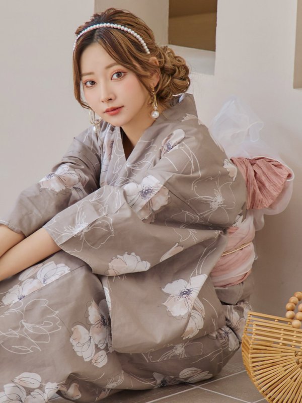 画像12: 【即日発送】グレージュ線画フラワー浴衣  【浴衣３点セット 浴衣/帯/下駄】[YMT] (12)