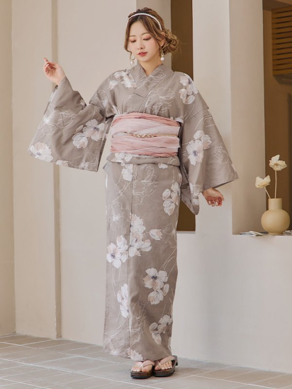 画像4: 【即日発送】グレージュ線画フラワー浴衣  【浴衣３点セット 浴衣/帯/下駄】[YMT] (4)