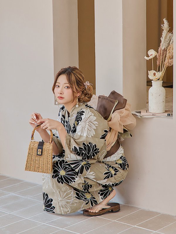 画像9: 【即日発送】レトロモダンマーガレット浴衣  【浴衣３点セット 浴衣/帯/下駄】[YMT] (9)