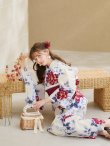 画像17: 【即日発送】ホワイト×レッド牡丹浴衣  【浴衣３点セット 浴衣/帯/下駄】OBI-siwa-202-ok-10-R / HIMO-902-kj-5-RosePK / HEKO-800-sb-5-W / YA-72-kn-R / GETA-02-ok-7-R[YMT] (17)
