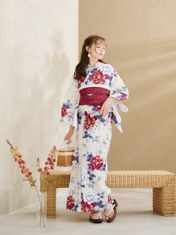 画像5: 【即日発送】ホワイト×レッド牡丹浴衣  【浴衣３点セット 浴衣/帯/下駄】[OF04] (5)