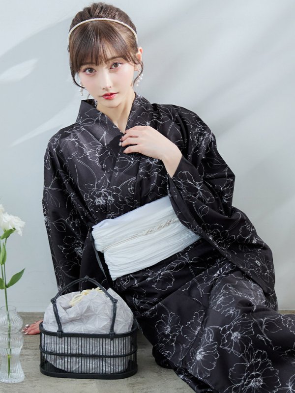 画像15: 【即日発送】ブラック×線画フラワー浴衣  【浴衣３点セット 浴衣/帯/下駄】OBI-siwa-202-ok-6-W / HIMO-900-yn-5-IV / HEKO-800-sb-5-W / YA-1079-kj-8-W / GETA-03-ok-2-P[YMT] (15)