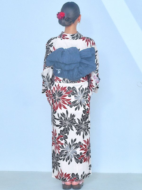 画像15: 【即日発送】ネイビー＆レッドフラワーモダン浴衣  【浴衣３点セット 浴衣/帯/下駄】[YMT] (15)