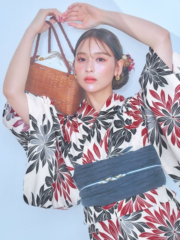 新品未使用　花柄浴衣帯セット（ネイビー/レッド） 即日発送】ネイビー＆レッドフラワーモダン浴衣 【浴衣3点