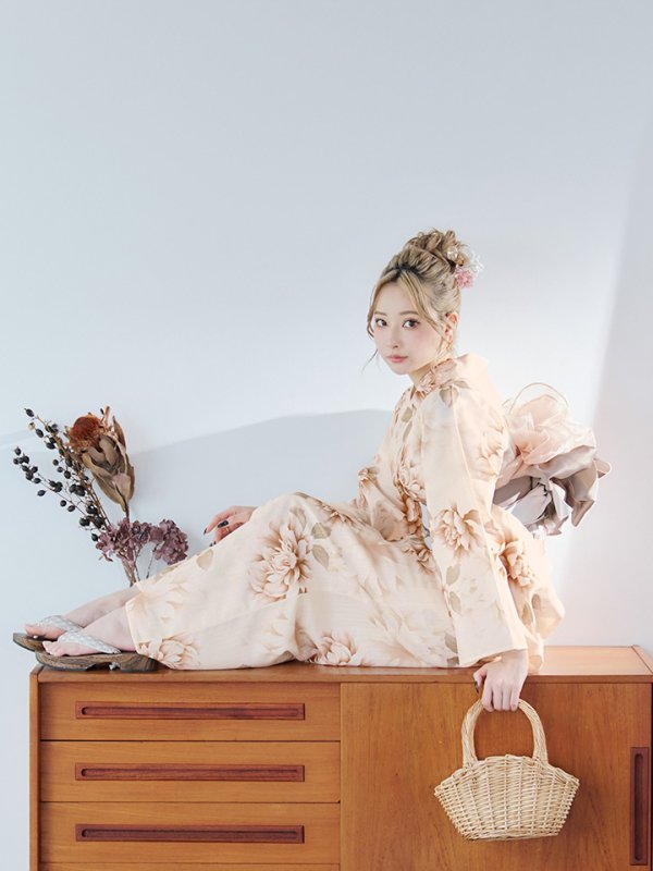 画像2: 【即日発送】リッチベージュダリア浴衣  【浴衣３点セット 浴衣/帯/下駄】[YMT] (2)