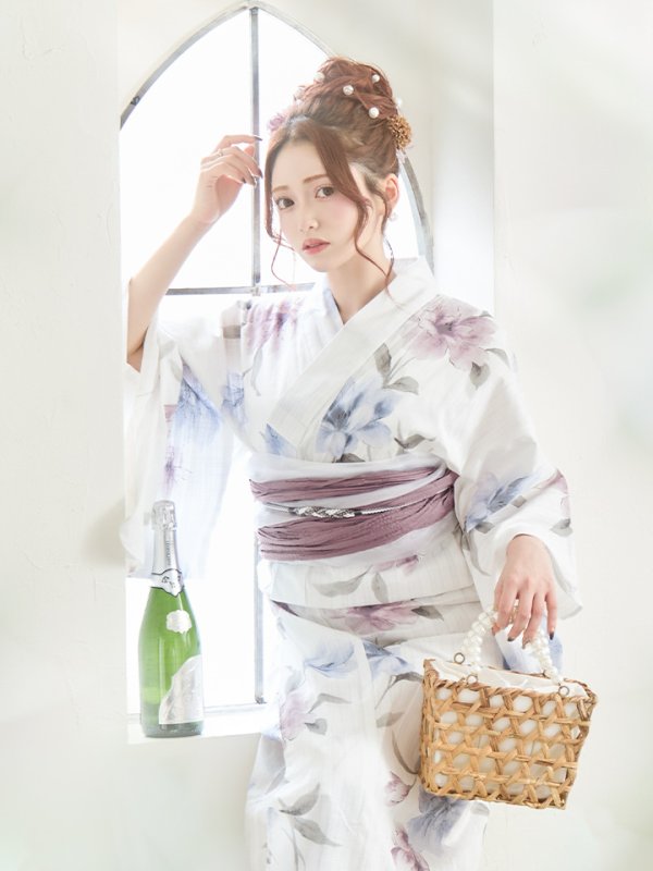 画像10: 【即日発送】ホワイト×アイシーフラワー浴衣  【浴衣３点セット 浴衣/帯/下駄】[YMT] (10)