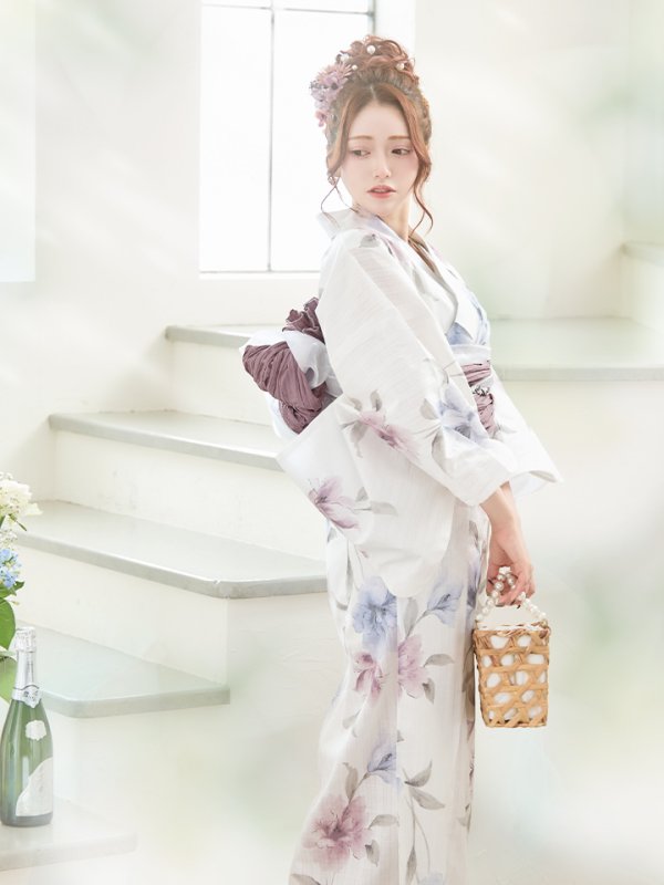 画像14: 【即日発送】ホワイト×アイシーフラワー浴衣  【浴衣３点セット 浴衣/帯/下駄】[YMT] (14)