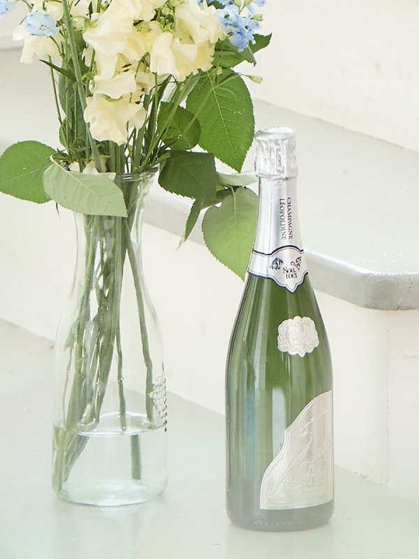 画像17: 【即日発送】ホワイト×アイシーフラワー浴衣  【浴衣３点セット 浴衣/帯/下駄】[YMT] (17)