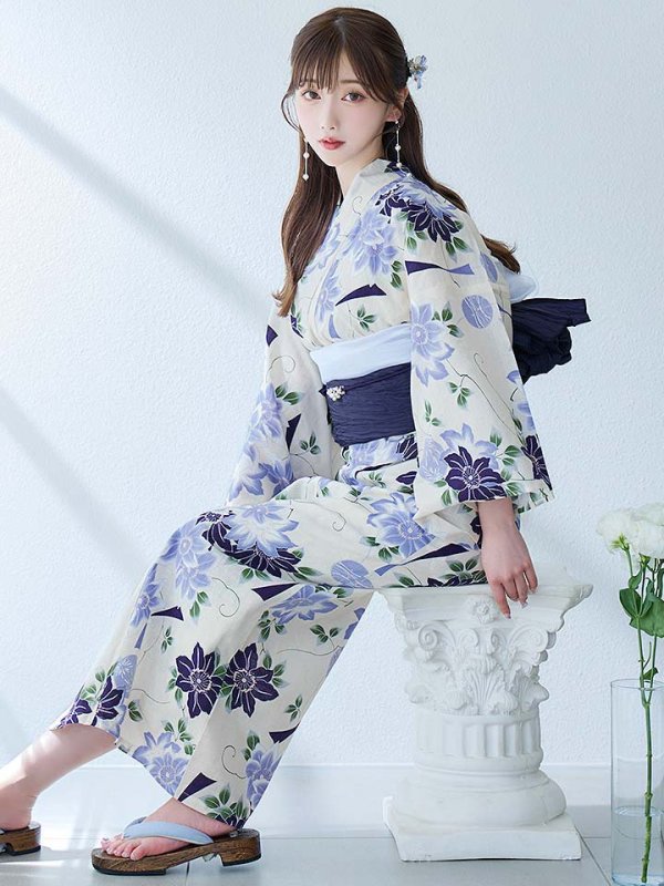 画像4: 【即日発送】白地に凛と咲くクレマチス柄浴衣  【浴衣３点セット 浴衣/帯/下駄】[YMT] (4)