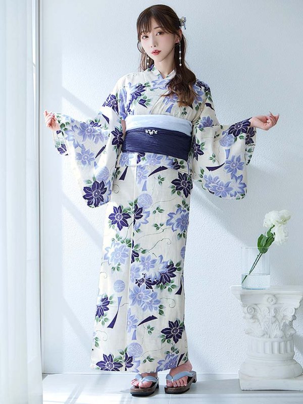 画像3: 【即日発送】白地に凛と咲くクレマチス柄浴衣  【浴衣３点セット 浴衣/帯/下駄】[YMT] (3)