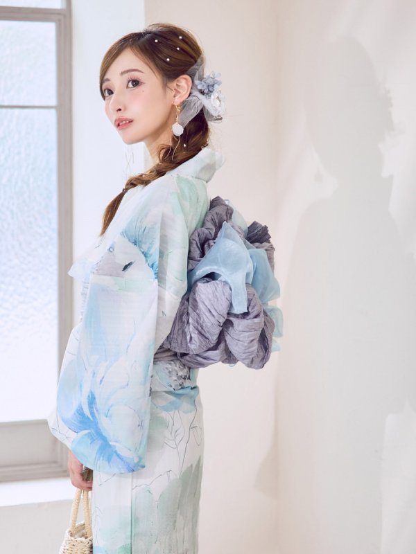 モデル：みあ　身長：147cm　着用サイズ：フリー