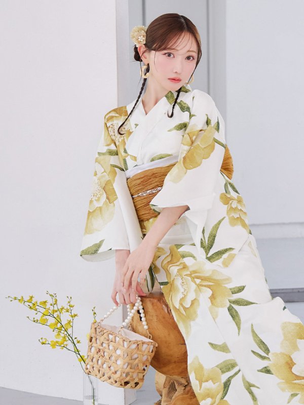 モデル:菅野結以 身長:163cm 着用サイズ:Fサイズ