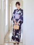 画像15: 【即日発送】クラシカルフラワーブーケ浴衣  【浴衣３点セット 浴衣/帯/下駄】[OF04] (15)