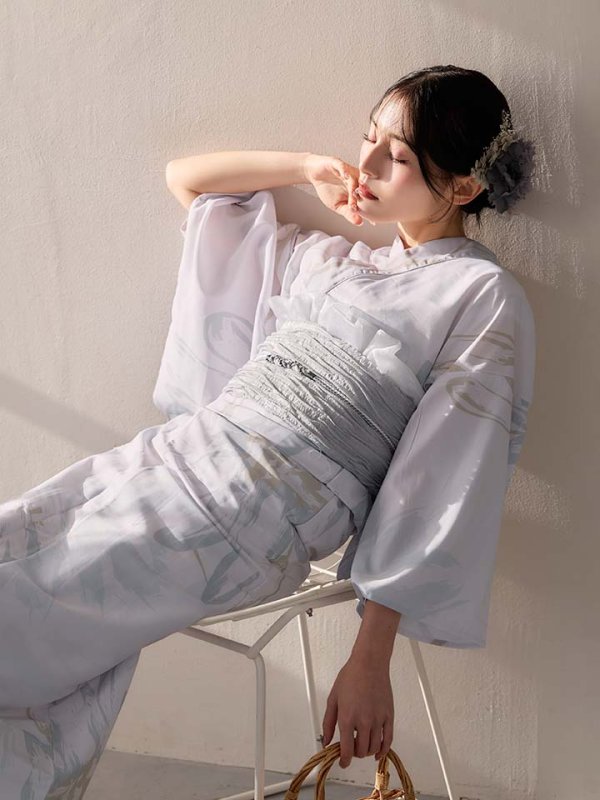 モデル：吉井美優　身長：160cm