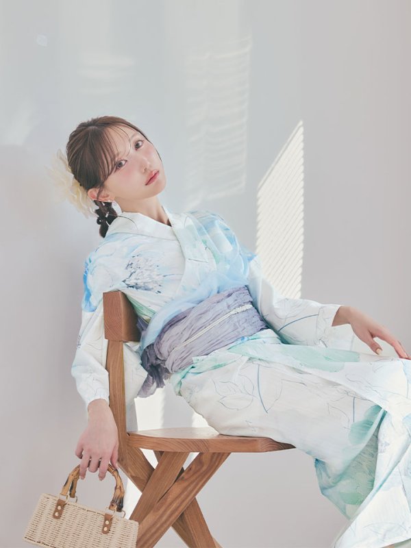 モデル：菅野結以 身長：163cm