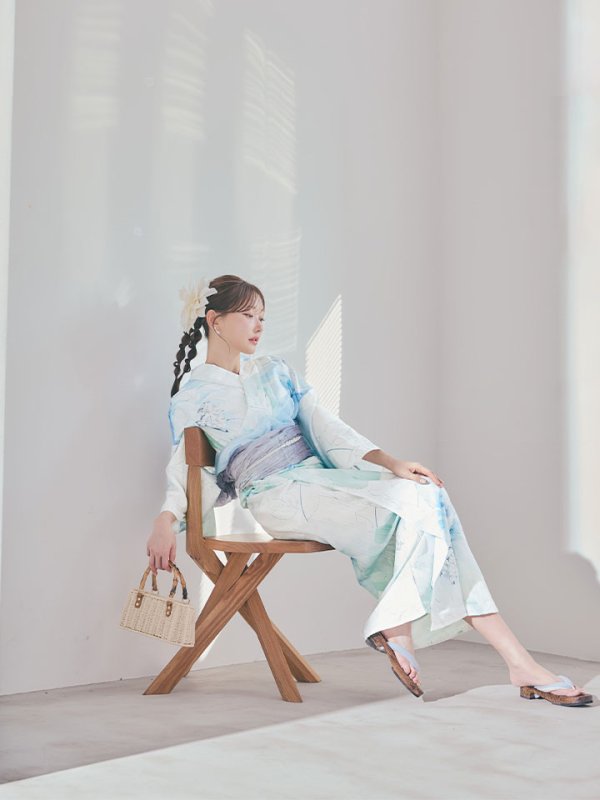 モデル：菅野結以 身長：163cm