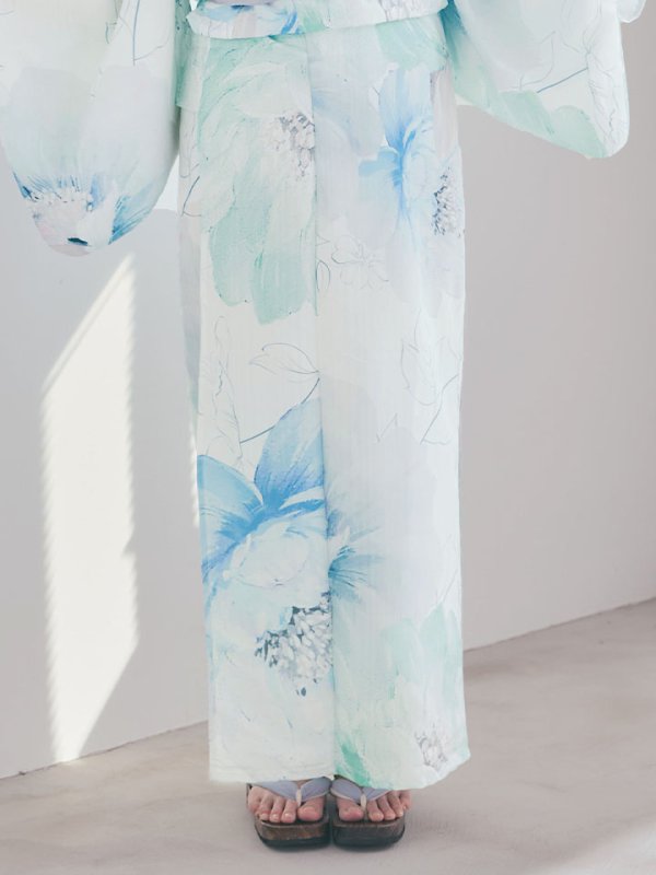 モデル：菅野結以 身長：163cm