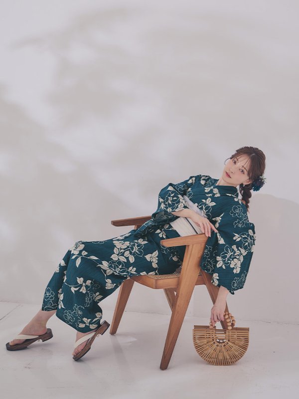 モデル：麻亜里　身長：160cm　着用サイズ：Fサイズ