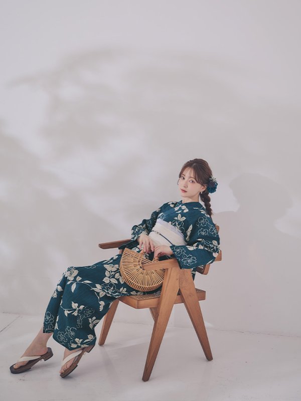 モデル：麻亜里　身長：160cm　着用サイズ：Fサイズ