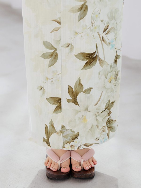 画像16: 【即日発送】秋静牡丹の大人浴衣  【浴衣３点セット 浴衣/帯/下駄】[YMT] (16)