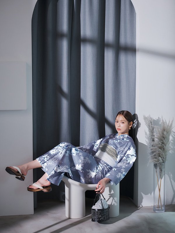 画像10: 【即日発送】グレイ×モードフラワー浴衣  【浴衣３点セット 浴衣/帯/下駄】[YMT] (10)