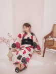 画像9: 【予約 / 5月中旬発送予定】紅色と黒の朝顔柄浴衣 OBI-siwa-204-wk-1-B / HIMO-902-kj-5-RosePK / YA-1072-kn-R / GETA-02-ok-7-R/ [yo/OF01] (9)