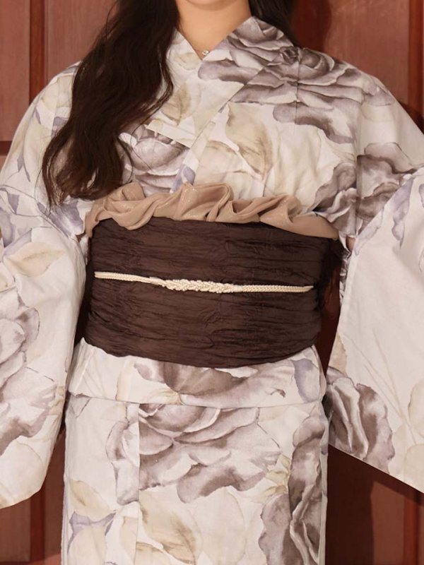 モデル：夏目かんな　身長：155cm　着用サイズ：Fサイズ