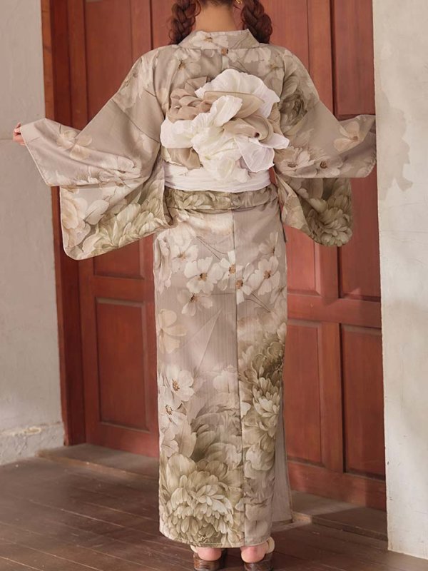 モデル：神楽ゆあ　身長：167cm　着用サイズ：Fサイズ