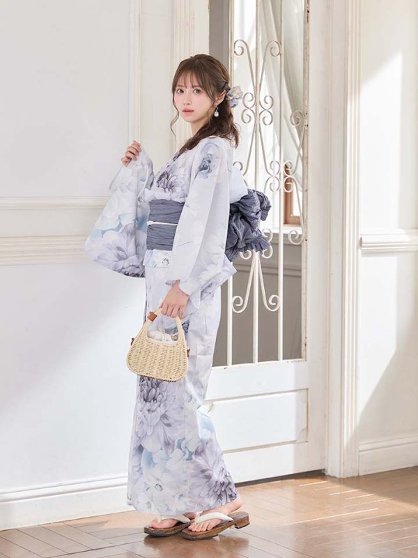 モデル：にじほ　身長：159cm　着用サイズ：Fサイズ