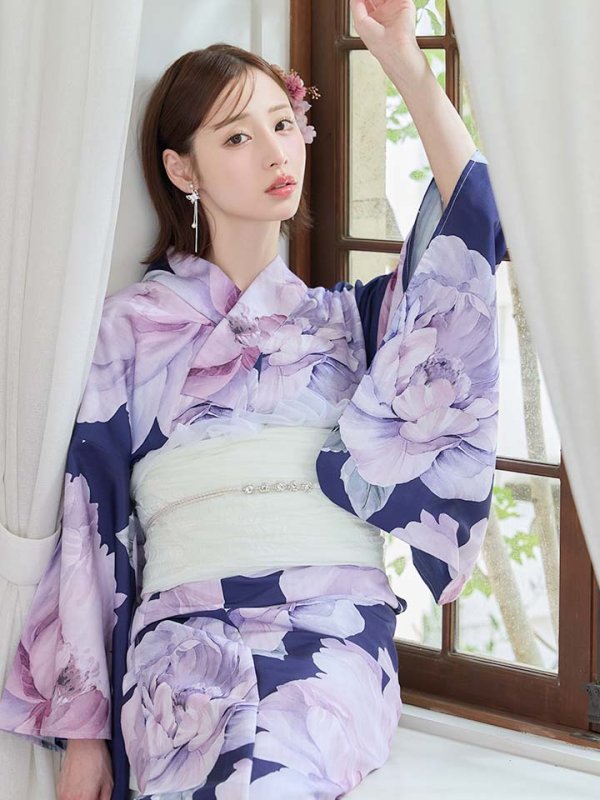 モデル：天海りこ　身長：156cm  着用サイズ：Fサイズ