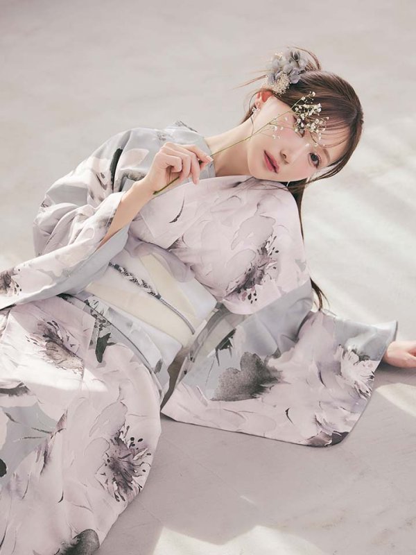 モデル：菅野結以 身長：163cm 着用サイズ：Fサイズ