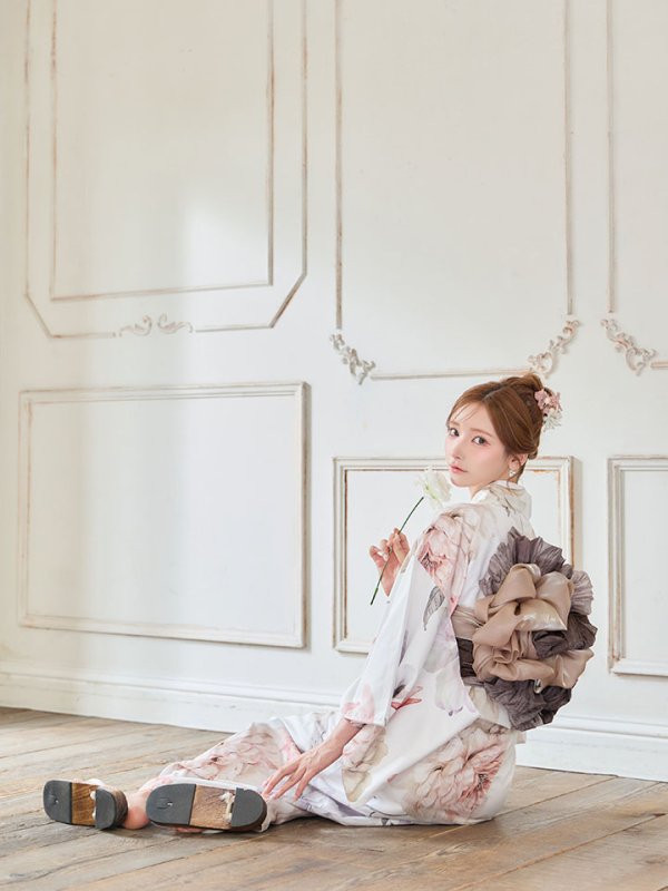 モデル：まみ　身長：161cm　着用サイズ：Fサイズ