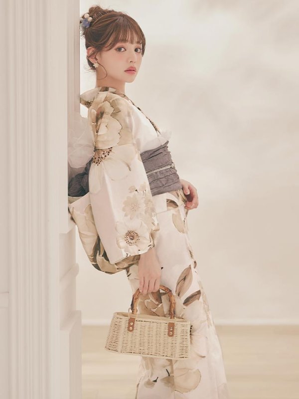 モデル：ちぃぽぽ　身長：158cm　着用サイズ：Fサイズ