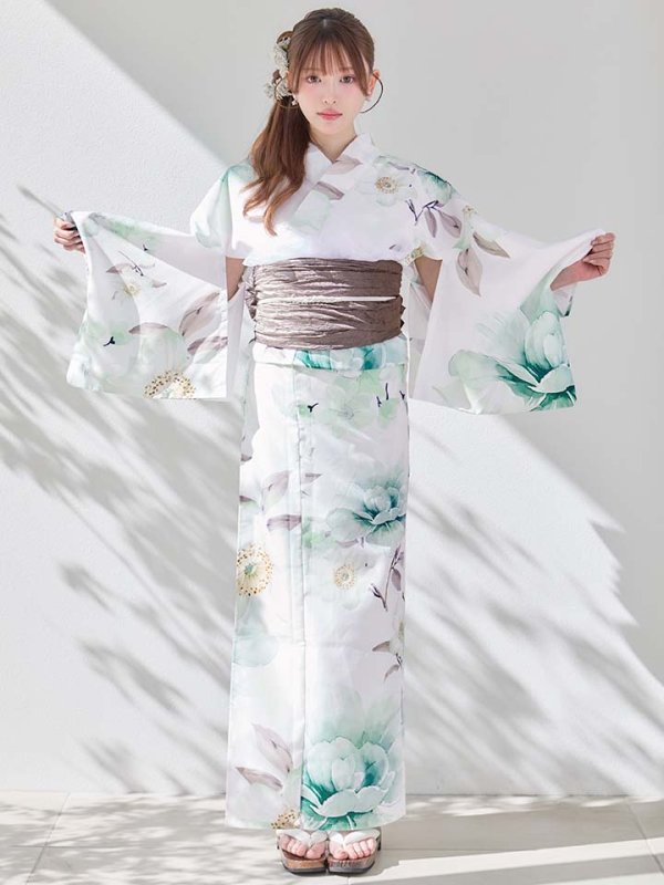 モデル：いおり 身長：164cm 着用サイズ：Fサイズ