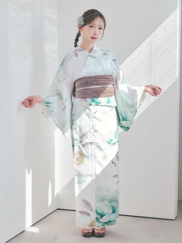 モデル：菅野結以 身長：163cm 着用サイズ：Fサイズ