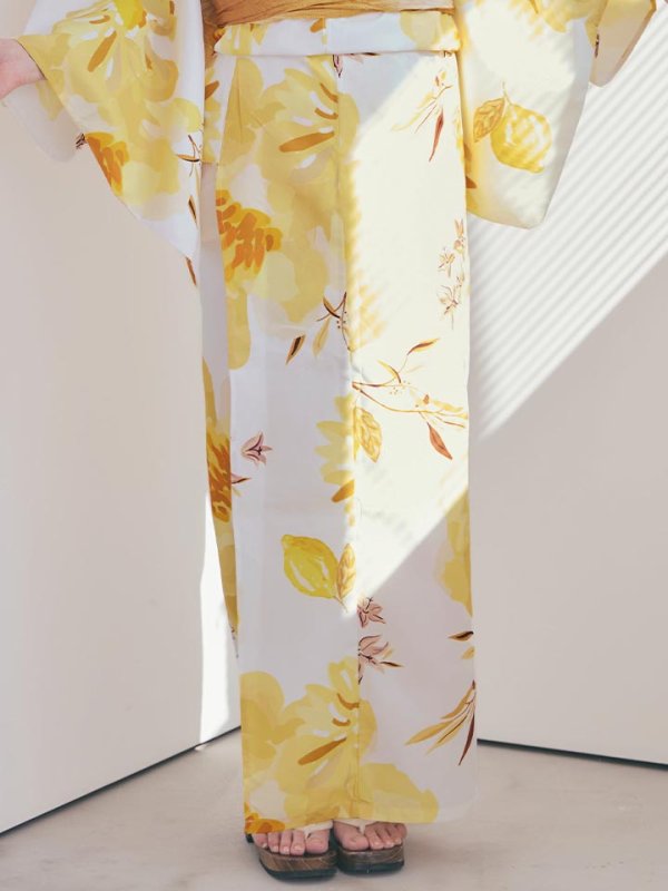 モデル：菅野結以　身長：163cm