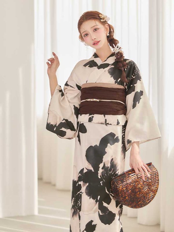 モデル:明日花キララ 身長:162cm