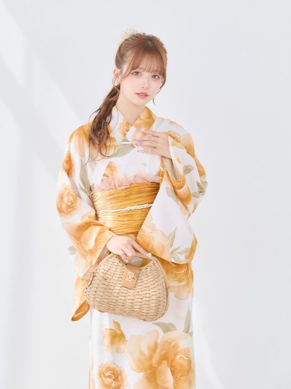 モデル：kirari　身長：156cm　着用サイズ：Fサイズ