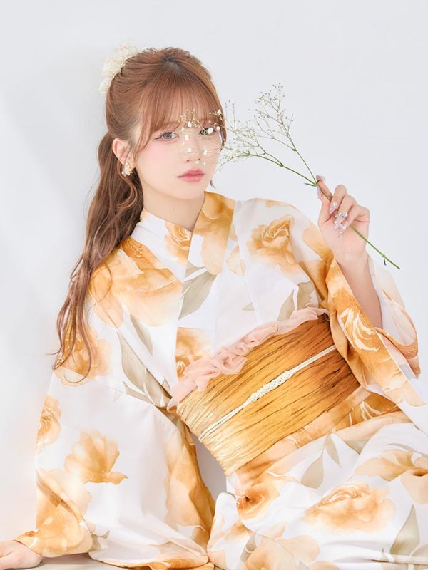 モデル：kirari　身長：156cm　着用サイズ：Fサイズ