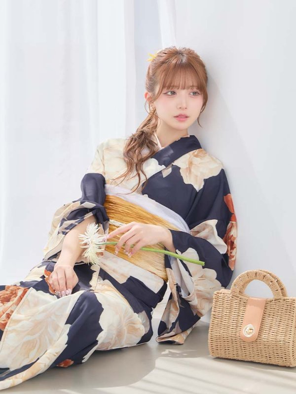モデル：kirari　身長：156cm  着用サイズ：Fサイズ