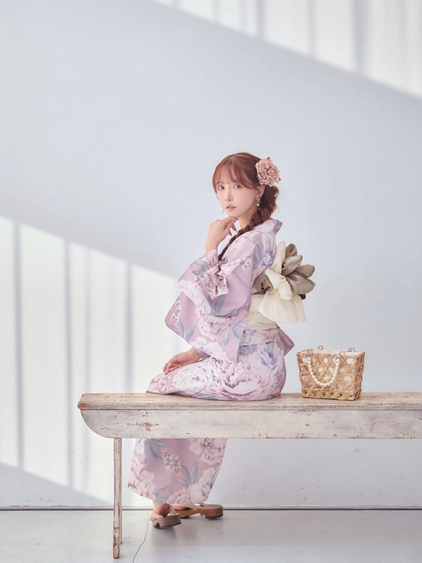 モデル：三上悠亜　身長：159cm　着用サイズ：Fサイズ